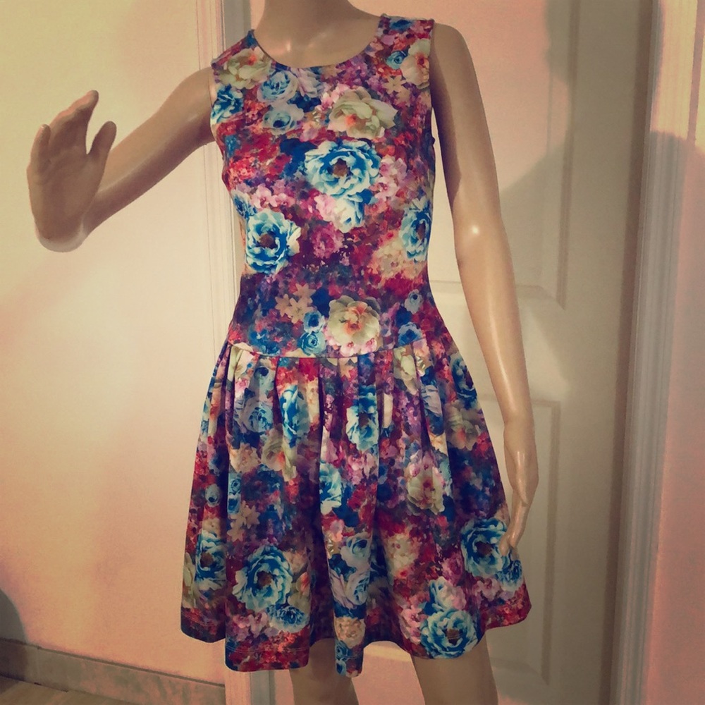 Kaya & Sloane floral dress